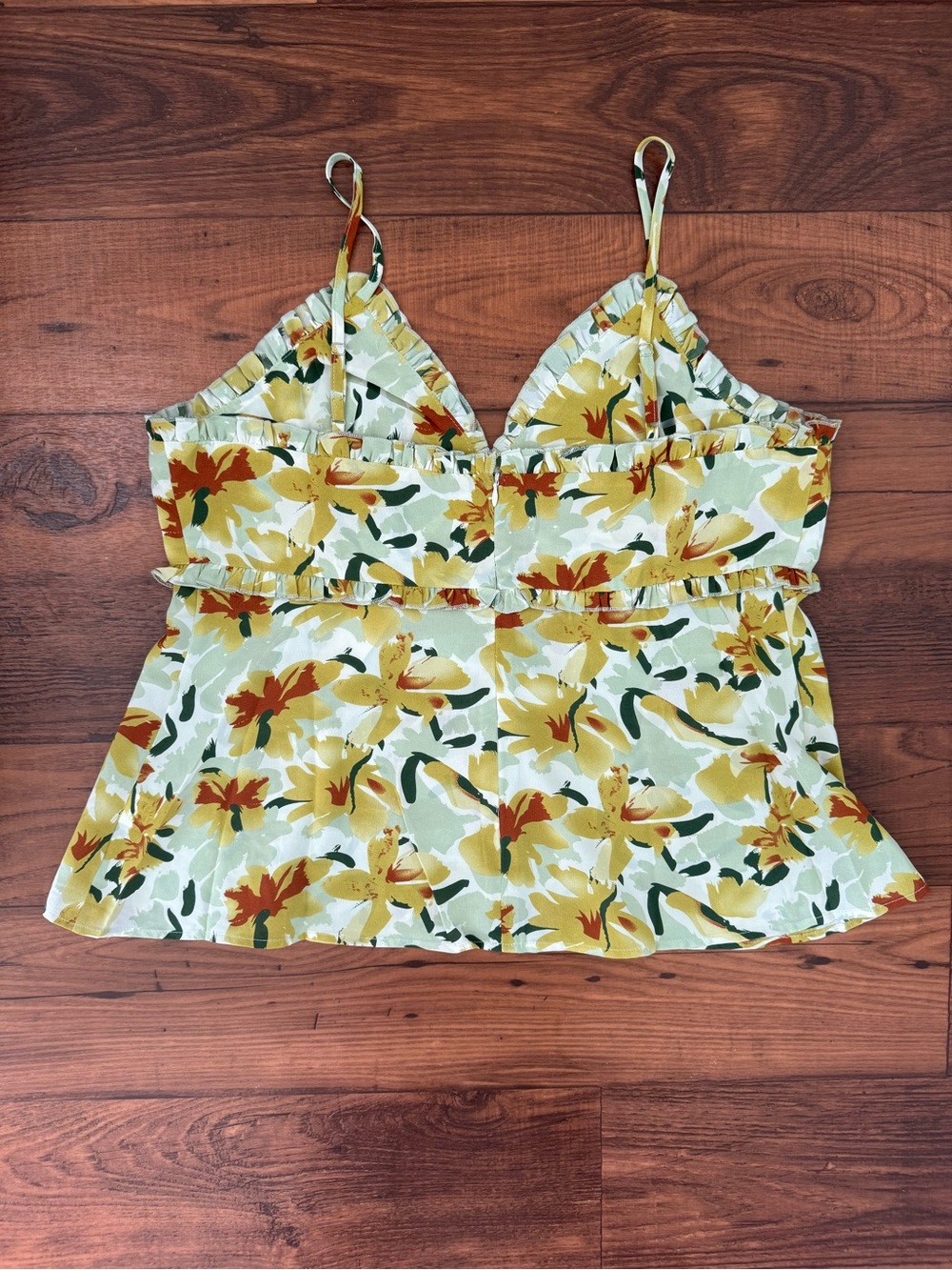 Zenobia Floral Ruffle Top - Picture 2 of 3